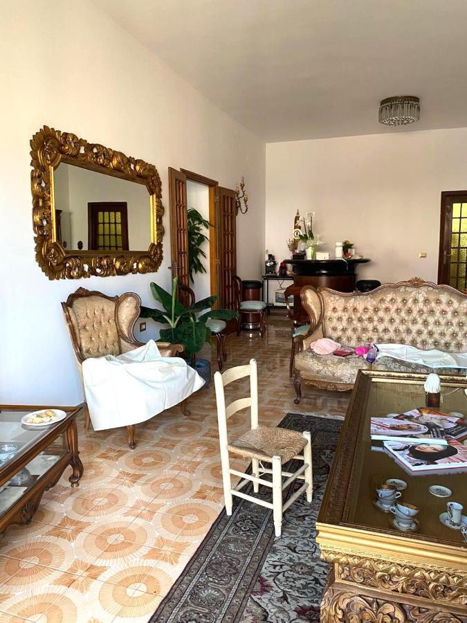 Le Fresie B&B SantʼAntìoco Εξωτερικό φωτογραφία