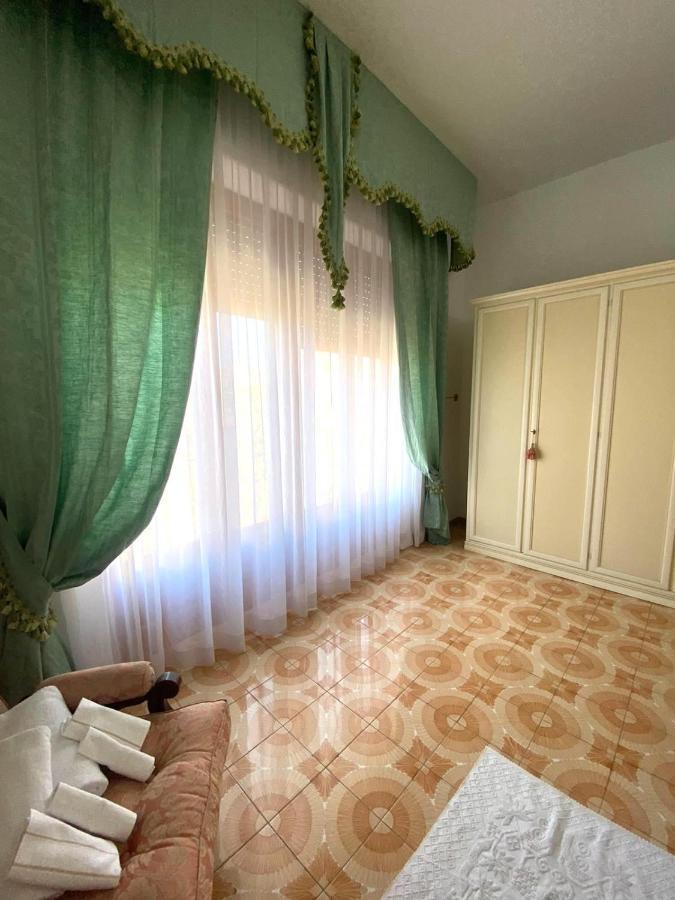 Le Fresie B&B SantʼAntìoco Εξωτερικό φωτογραφία
