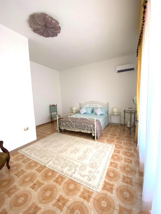 Le Fresie B&B SantʼAntìoco Εξωτερικό φωτογραφία