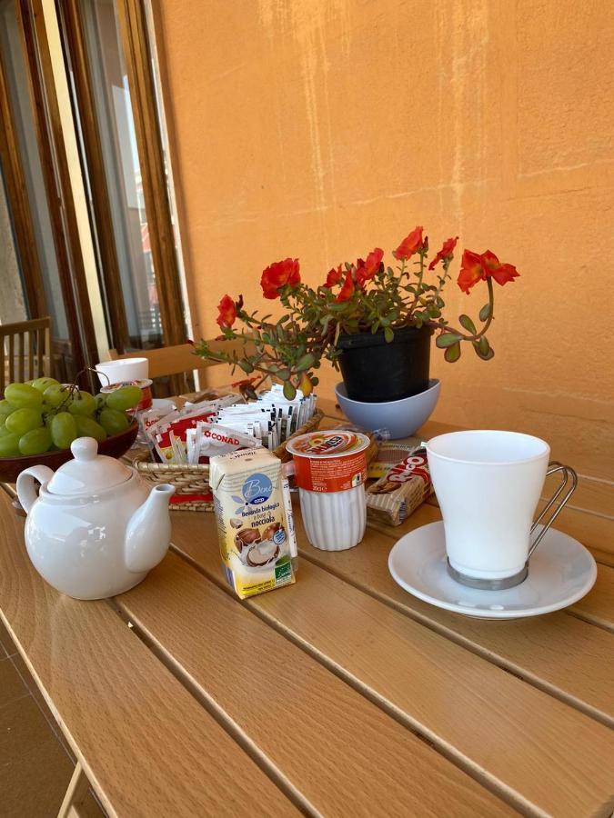 Le Fresie B&B SantʼAntìoco Εξωτερικό φωτογραφία